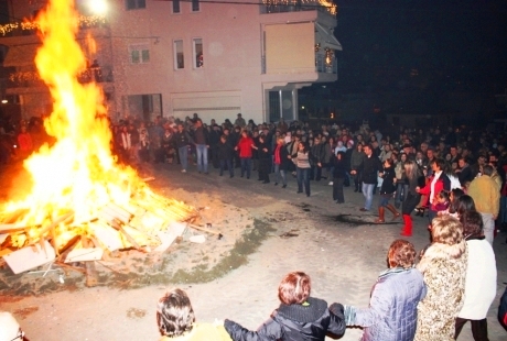 Αναβίωση του εθίμου “Εννιά Φαγιά”- Σύλλογος Ανατολική Ρωμυλία Καρυωτών Γιοαννιτσών